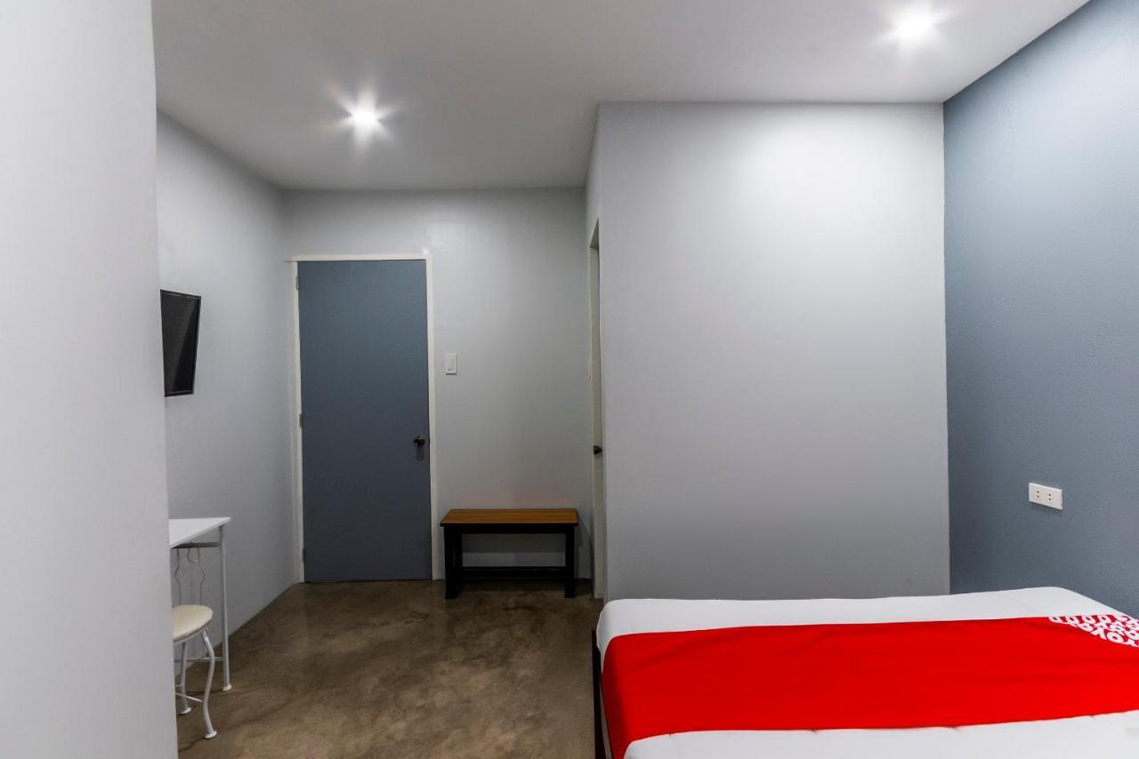 Vaccinated Staff - Oyo 476 Hedda Hotel سيبو المظهر الخارجي الصورة